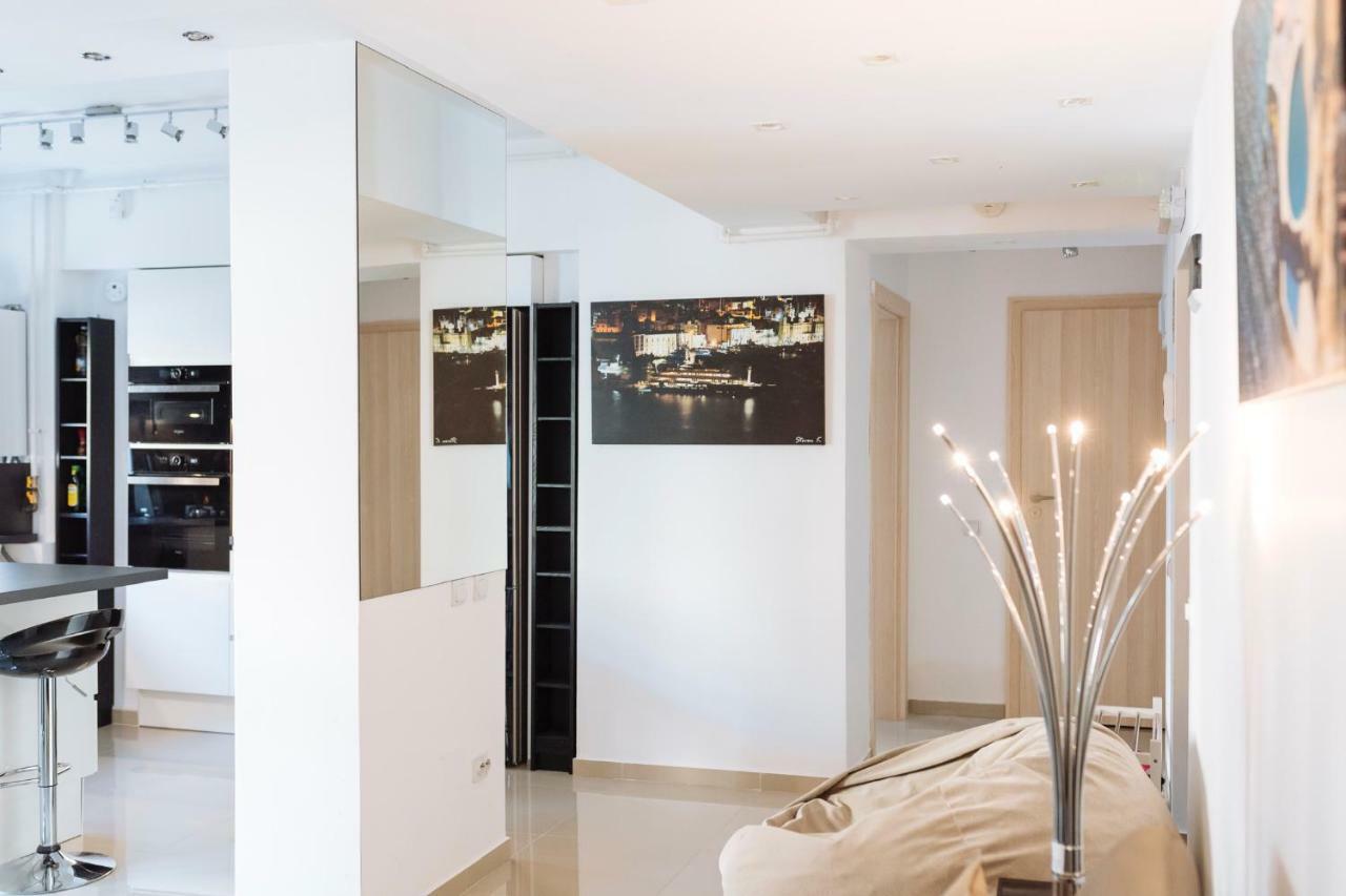 Tres Chic Double Sized Apartment Bucareste Exterior foto